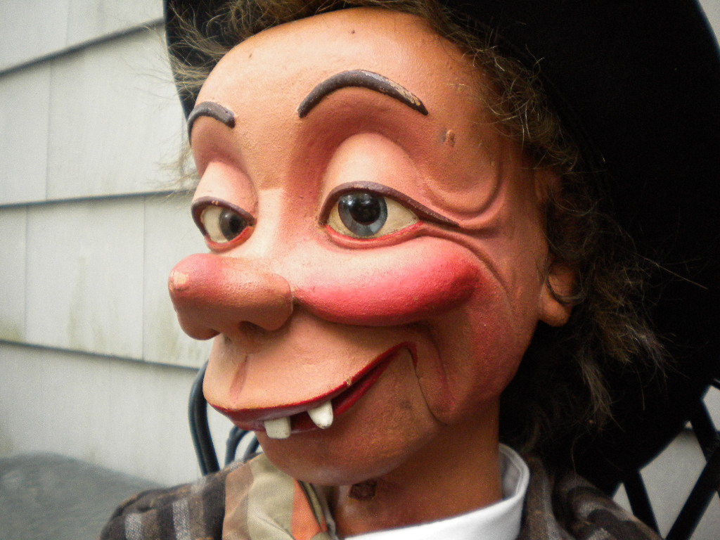 Mortimer Style, a ventriloquist figure attributed to Art Sieving