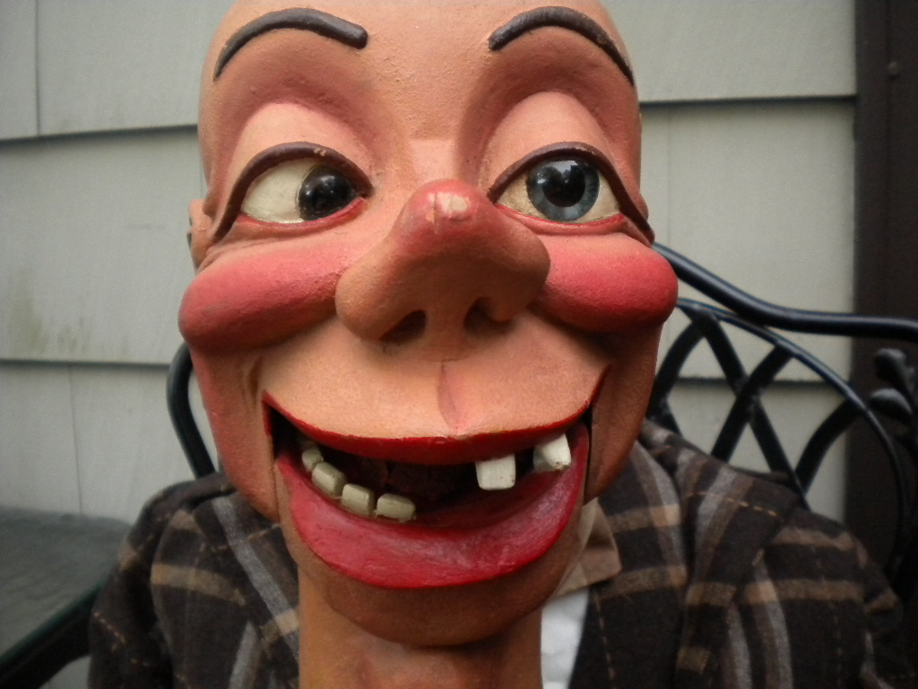 Mortimer Style, a ventriloquist figure attributed to Art Sieving