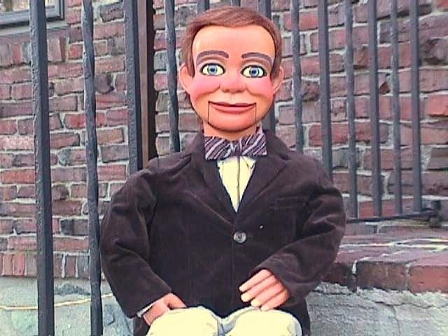 Hartzfigure02, a ventriloquist figure attributed to Conrad Hartz