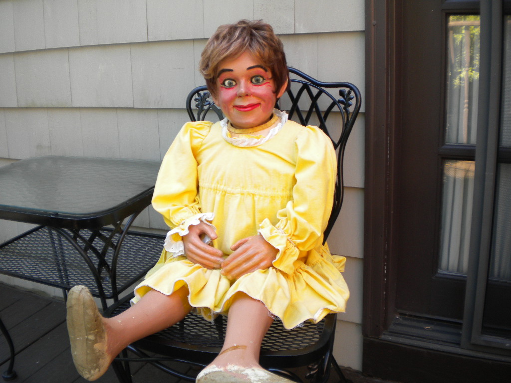 Super Rare Len Female, a ventriloquist figure attributed to Len Insull