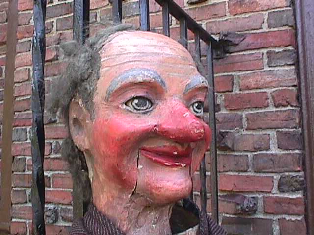 Lemare001, a ventriloquist figure attributed to Alfred LeMare