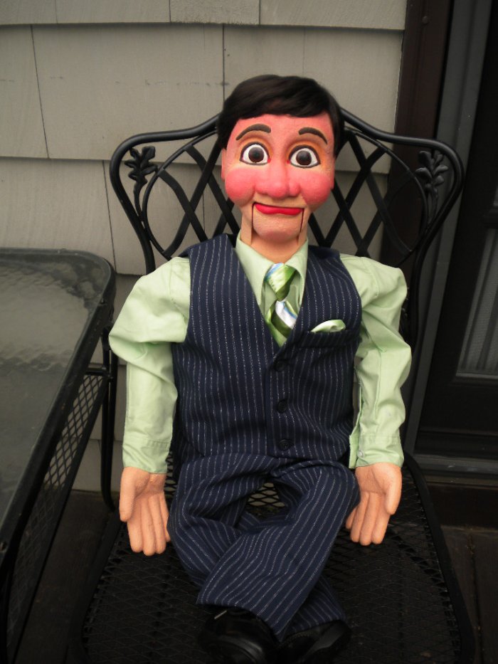 Manalli 01, a ventriloquist figure attributed to James Manalli