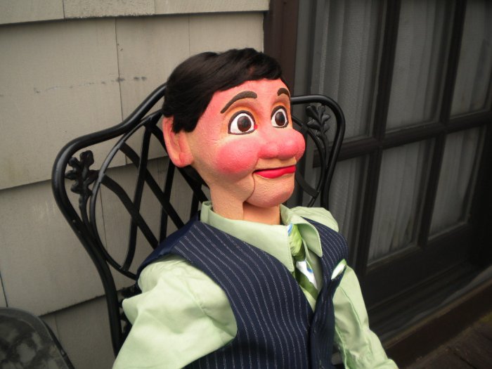 Manalli 01, a ventriloquist figure attributed to James Manalli