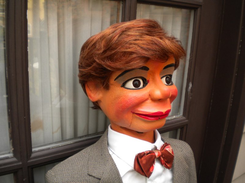 Walking, a ventriloquist figure attributed to Frank Marshall