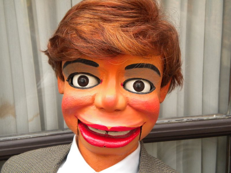 Walking, a ventriloquist figure attributed to Frank Marshall