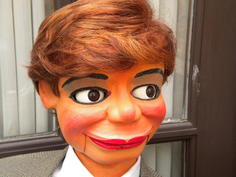 Walking, a ventriloquist figure attributed to Frank Marshall