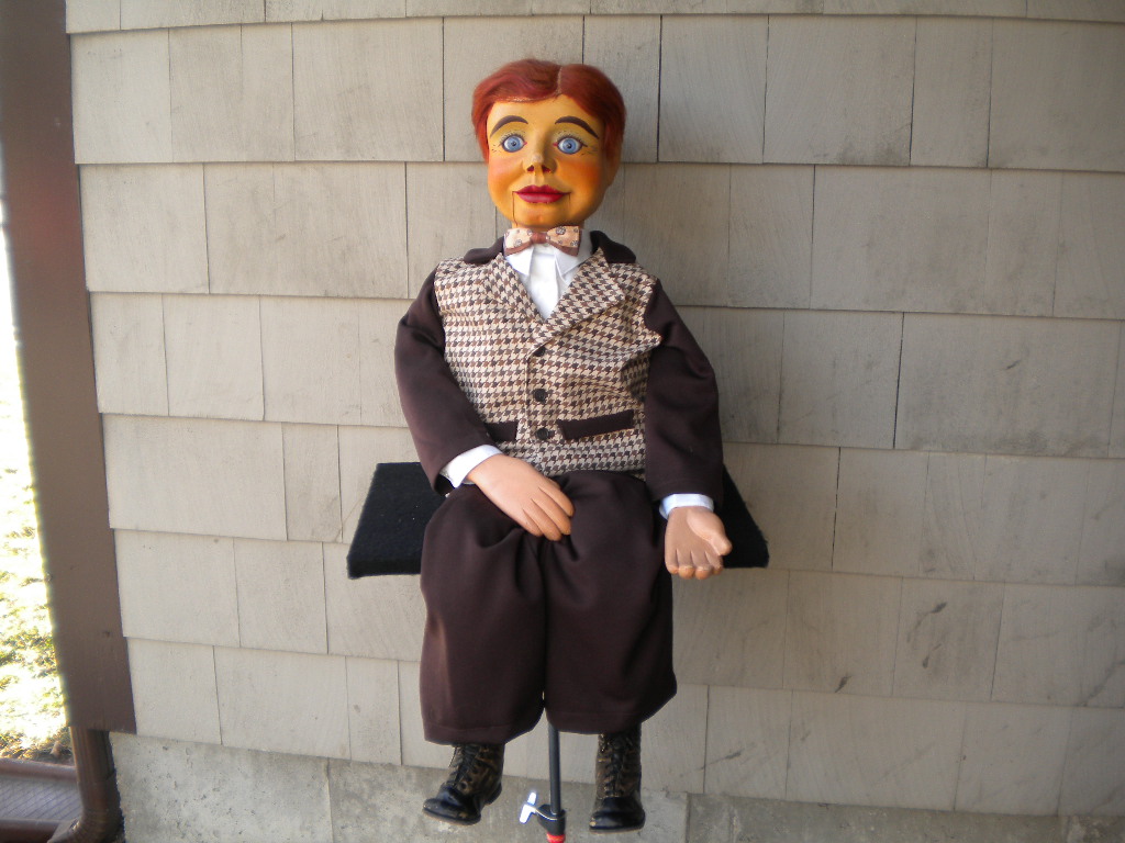 Irish, a ventriloquist figure attributed to Frank Marshall
