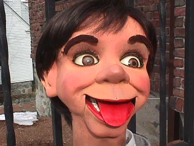 Guyll 01, a ventriloquist figure attributed to Ray Guyll