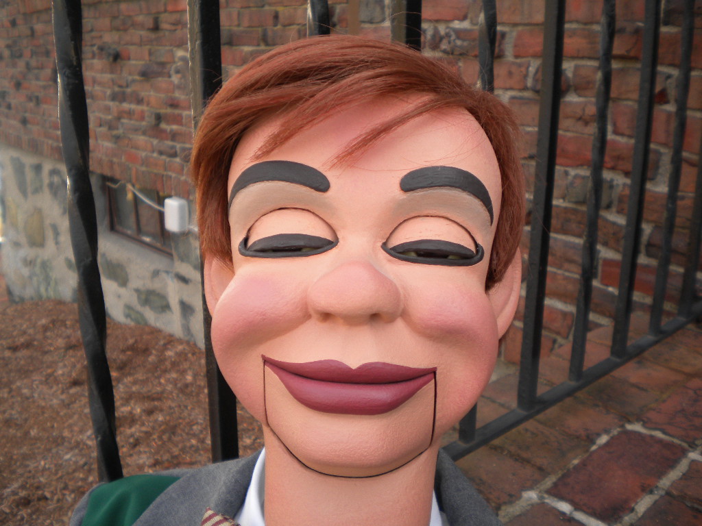 Guyll 02 jerry knuck, a ventriloquist figure attributed to Ray Guyll