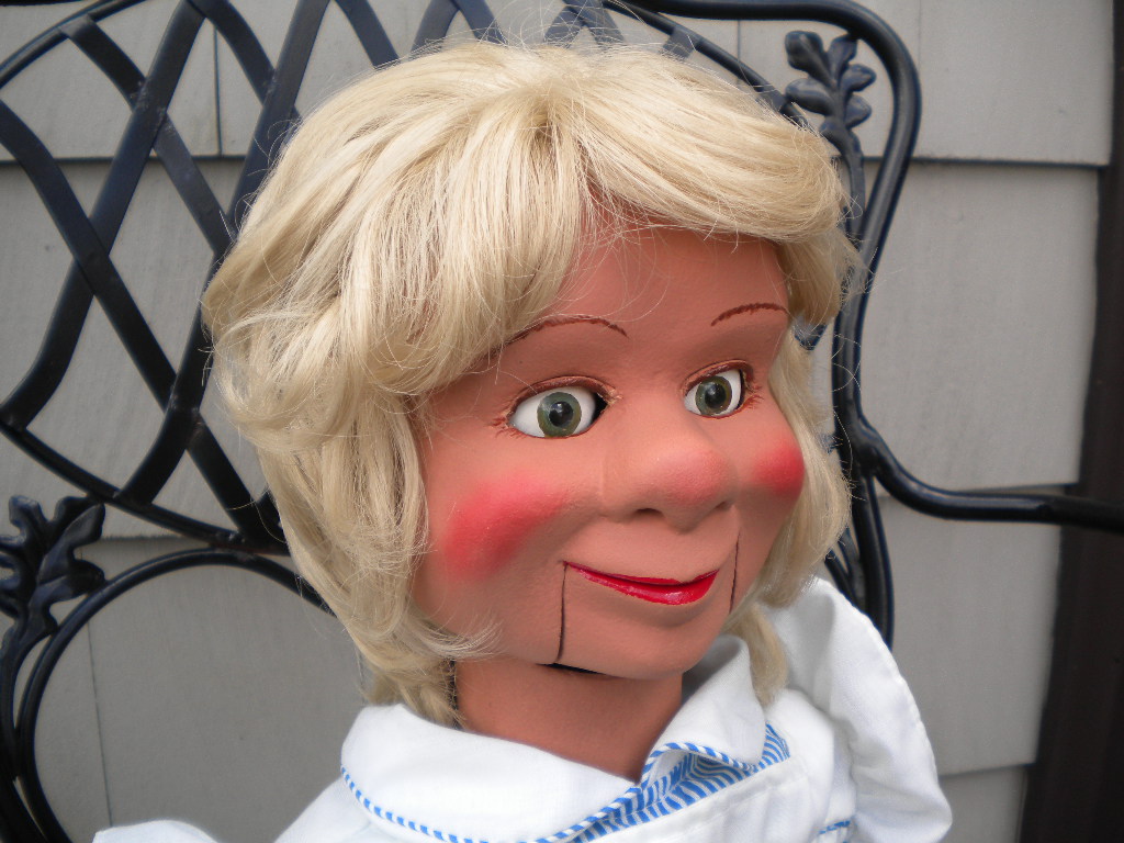 Al Little Girl, a ventriloquist figure attributed to Alan Semok