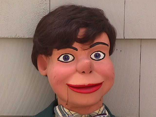 Walking, a ventriloquist figure attributed to Ken Spencer